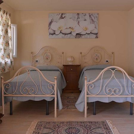La Locanda Francigena Bed and Breakfast Lucca Exteriör bild