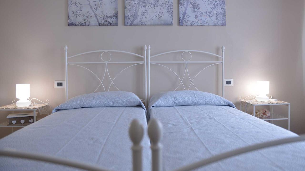 La Locanda Francigena Bed and Breakfast Lucca Exteriör bild