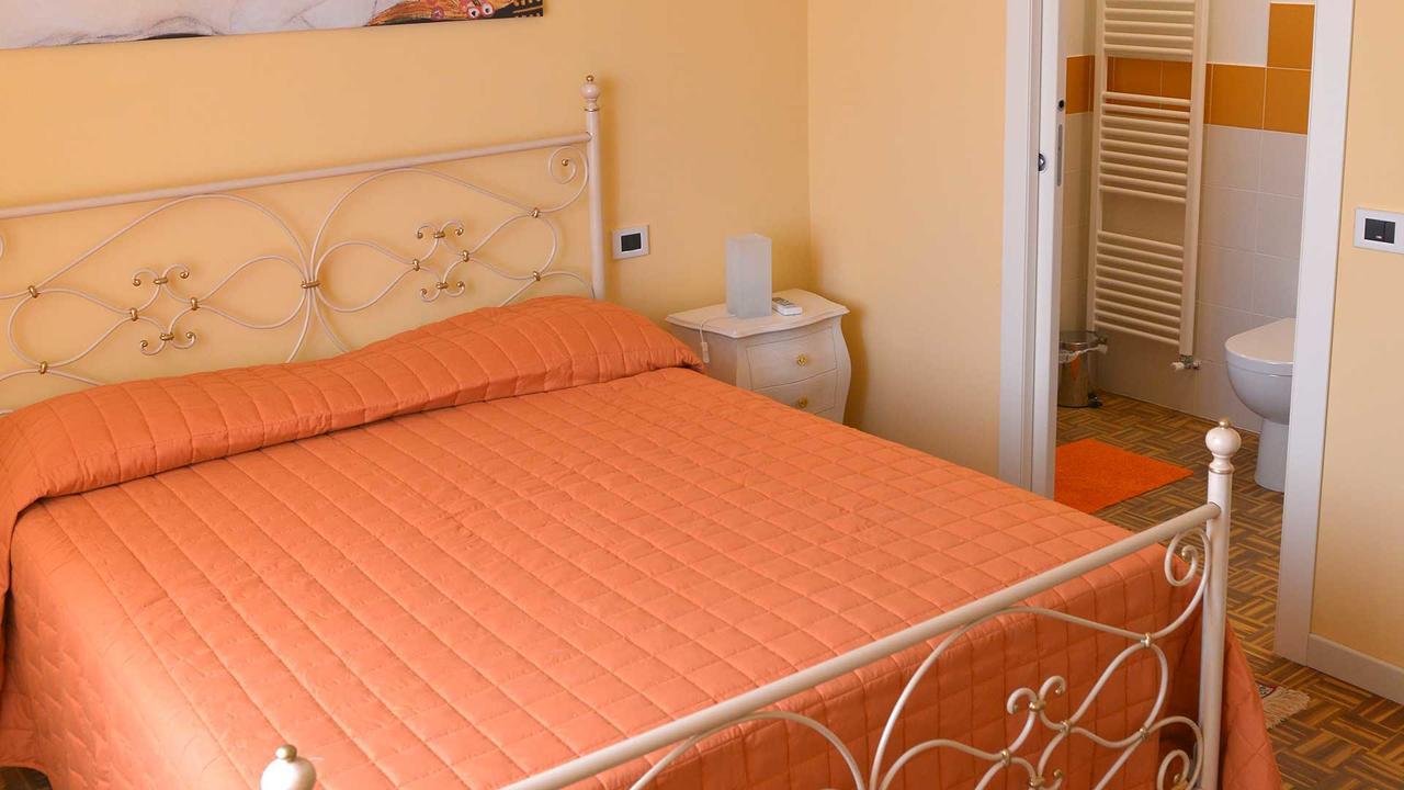 La Locanda Francigena Bed and Breakfast Lucca Exteriör bild