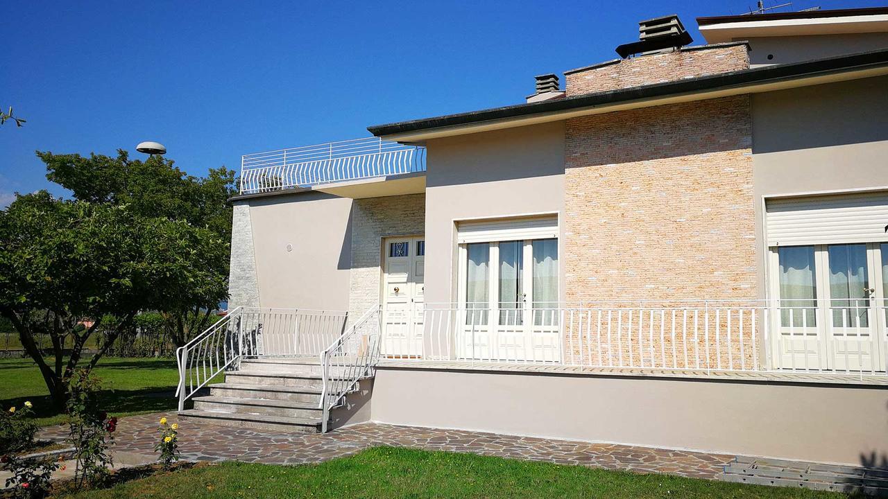 La Locanda Francigena Bed and Breakfast Lucca Exteriör bild